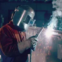 جوشکاری حرفه ای