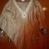 تعدادی لباس کت لینن و شلوار جین