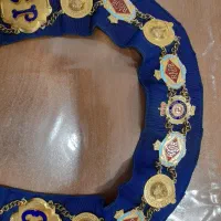 مدال گردن آویز انگلیسی|کلکسیون اشیاء عتیقه|اندیشه, اندیشه فاز ۳|دیوار