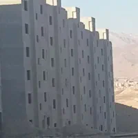 فاز۸ ،۱۲۱متر۳خواب/عرصه تسویه/وام تسویه/سالن جنوبی