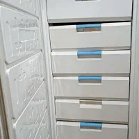 یخچال تمام فریزر نوین انجماد هشت کشو