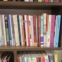 کتابخانه با بیش از 300 کتاب|کتاب و مجله آموزشی|مشهد, آبادگران|دیوار