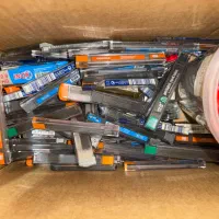 فروش لوازم ‌تحریر نو و برند زیر قیمت عمده