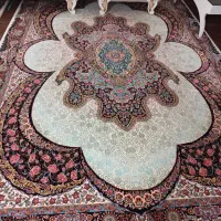 فرش ۹ متری در حد نو بدون هیچ خرابی