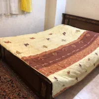 تخت دونفره معرق کاری شده و دراور و اینه ست|تخت و سرویس خواب|کرج, دهقان ویلا|دیوار