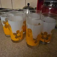 لیوان بلند شربت خوری