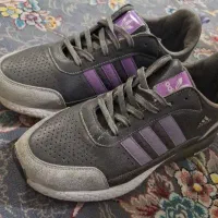 کتونی درحد ادیداس