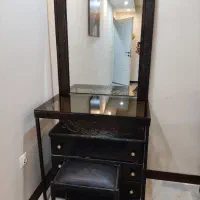 میز و کنسول آرایشی
