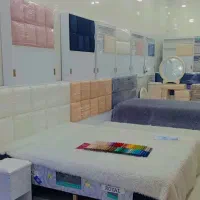 تخت ۱ نفره چراغدار پارچه ای جلو پارچه