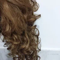 کلاه گیس . مو مصنوعی