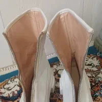 چکمه زنانه خارجی|کیف، کفش، کمربند|نیشابور, میدان حافظ|دیوار