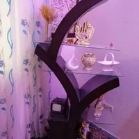 بوفه شیک وچراغ داخل آن کاملاً متفاوت و سالم