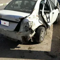 مشاور و خریدار خودرو تصادفی