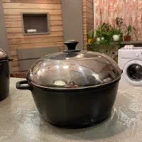 قابلمه بزرگ چدن|ظروف پخت‌وپز|کرمانشاه, |دیوار