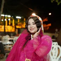 سالن چهره طلایی