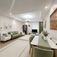 ویلایی بازسازی‌شده/حیاط‌ ماشین رو/۱۳۵ متر بنا
