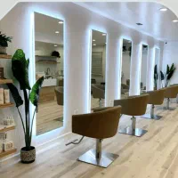 استخدام پرسنل در سالن زیبایی لوکس