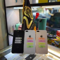 آیفون8+