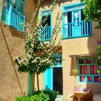 خانه بومگردی هِزاره کنگ