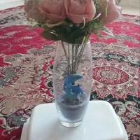 گل وگلدان ومجسمه
