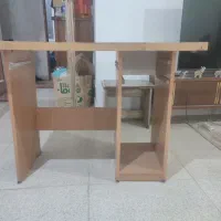 ۲۰عددمیز کامپیوتر وتحریر