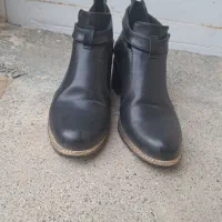 کاملا سالم وبدون ایراد.|کیف، کفش، کمربند|نقده, |دیوار