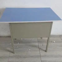 میز و نیمکت و تخته وایتبرد و صندلی معلم