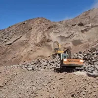 ۲۴هکتار معدن سنگ قرمز کیلان|فروش دفتر صنعتی، کشاورزی، تجاری|دماوند, دماوند|دیوار