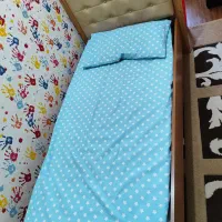 تخت کودک و نوجوان اپادانا