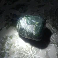 سنگ جواهری یشم