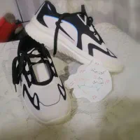 کتونی حراجی