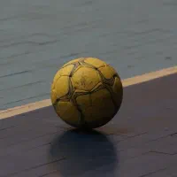 نیاز به بازیکن سالن فوتسال