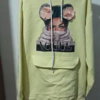 لباس|لباس|مشهد, بهمن|دیوار