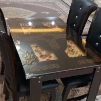 میز غذاخوری ۴ نفره