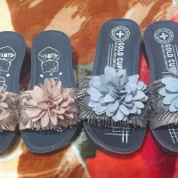 دمپایی روفرشی سایز ۳۲ و۳۷