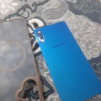 درب پشت گوشی a7