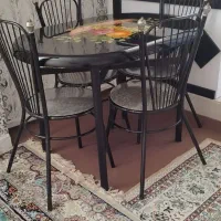 میز و صندلی