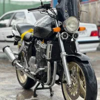 Cb 1000