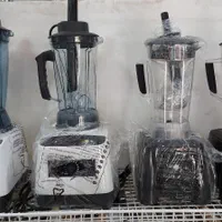 مخلوط کن بلندر حرفه ای وارداتی پرقدرت|آبمیوه‌گیر و آب‌مرکبات‌گیر|ساری, |دیوار