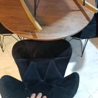 میز نهارخوری 4 نفره / زین اسبی/ ایفلی/ پایه فلزی|میز و صندلی غذاخوری|رشت, منظریه|دیوار