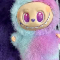 عروسک لبوبو