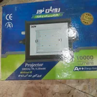 پرژکتور ۱۰۰ وات آفتابی ، مهتابی، ال اب دی رقص نور|لامپ و چراغ|تهران, سعادت‌آباد|دیوار