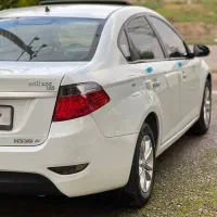 برلیانس H330 اتوماتیک 1500cc، مدل ۱۳۹۵