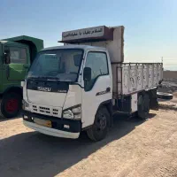 ایسوزو 5200 باری فلزی مدل 1387 درب راننده رنگ دارد