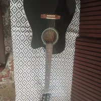 گیتار آکوستیک