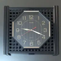 ساعت دیواری