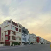 فروش ۱۰۲ متری ۲ خوابه زون ۲ فاز ۷