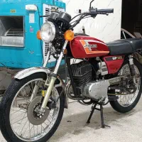 سوزاکی جی پی gp125 درحد