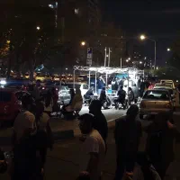 همکار فودتراک ون کافه ساکن غرب