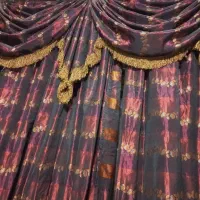 پرده مجلسی در حد نو